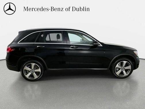 Black 2022 Mercedes-Benz GLC 300 Base 4MATIC