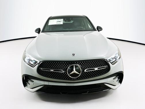 2025 Mercedes-Benz GLC 300 