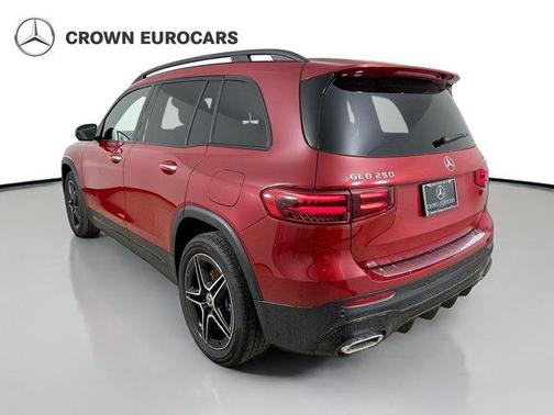Patagonia Red 2026 Mercedes-Benz GLB 250 Base 4MATIC