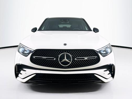 2025 Mercedes-Benz GLC 300 