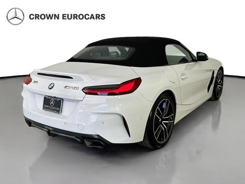 Alpine White 2024 BMW Z4 M40i