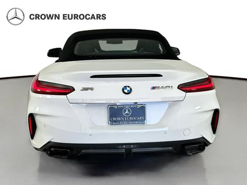Alpine White 2024 BMW Z4 M40i