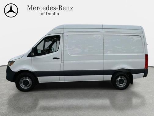 2025 Mercedes-Benz Sprinter 2500 Standard Roof