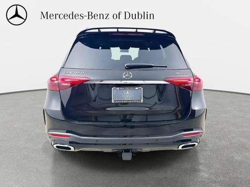Obsidian Black Metallic 2026 Mercedes-Benz GLE 350 Base 4MATIC