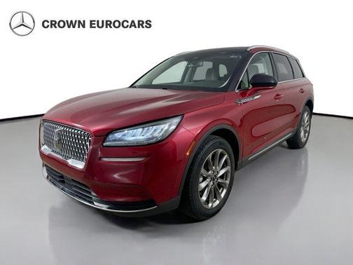 Red Carpet 2021 Lincoln Corsair Standard