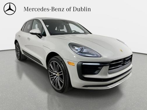 Chalk 2023 Porsche Macan