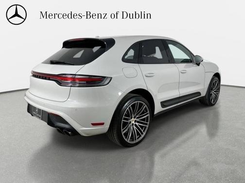 Chalk 2023 Porsche Macan