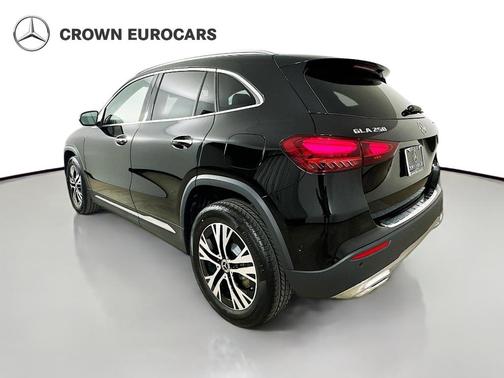 2026 Mercedes-Benz GLA 250 Base 4MATIC