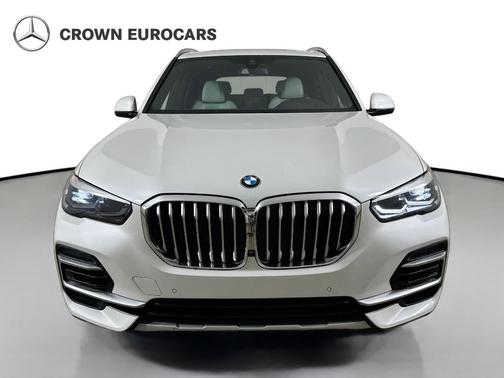 Mineral White 2023 BMW X5 xDrive40i