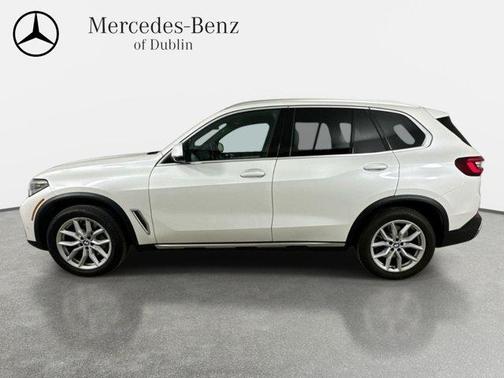Mineral White 2023 BMW X5 xDrive40i