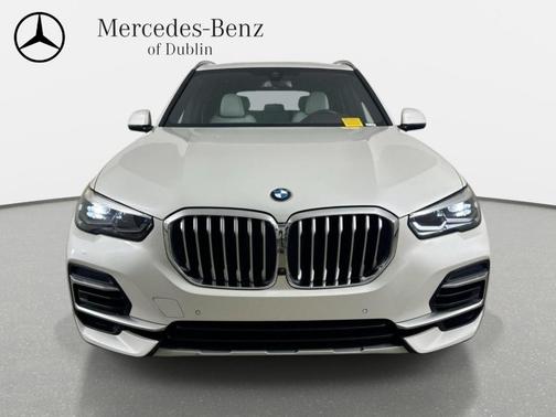 Mineral White 2023 BMW X5 xDrive40i