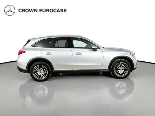 Cirrus Silver Metallic 2026 Mercedes-Benz GLC 300 Base 4MATIC
