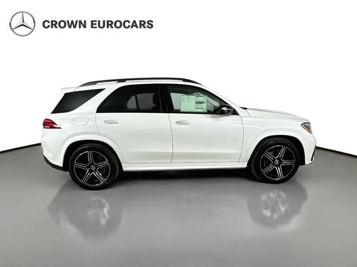 Moonlight White 2026 Mercedes-Benz GLE 450 4MATIC
