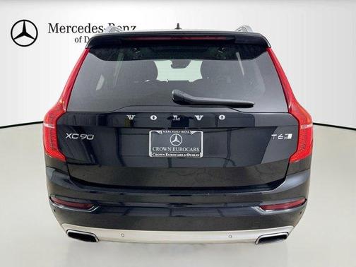 Onyx Black 2019 Volvo XC90 T6 Momentum