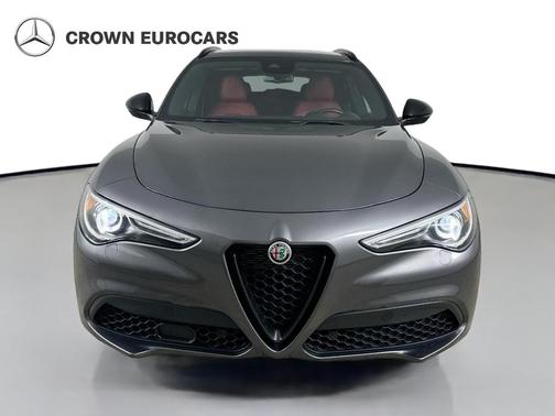 Gray 2022 Alfa Romeo Stelvio Ti