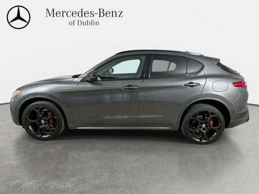 Gray 2022 Alfa Romeo Stelvio Ti