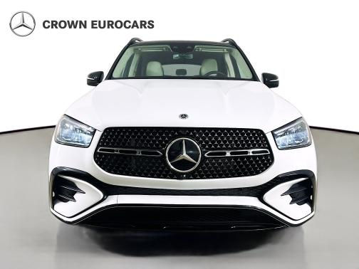 MANUFAKTUR Moonlight White Metallic 2026 Mercedes-Benz GLE 450