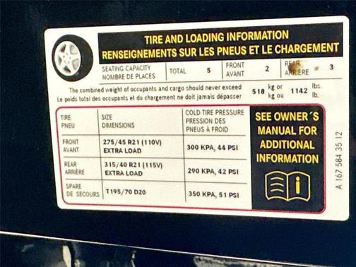Obsidian Black Metallic 2024 Mercedes-Benz AMG GLE 53 Base