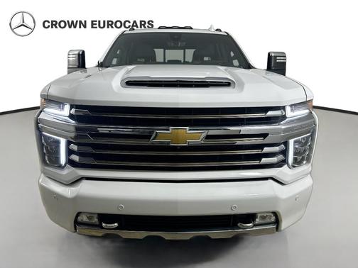 Summit White 2021 Chevrolet Silverado 2500 High Country