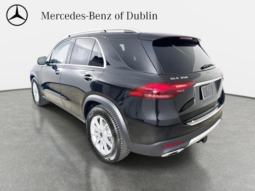 Obsidian Black Metallic 2026 Mercedes-Benz GLE 350 Base 4MATIC