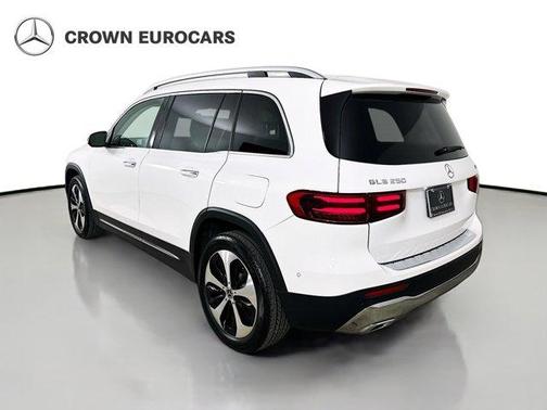 2026 Mercedes-Benz GLB 250 Base 4MATIC