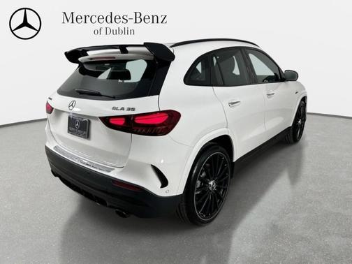 2026 Mercedes-Benz AMG GLA 35 Base