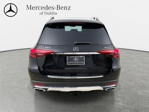 Obsidian Black Metallic 2026 Mercedes-Benz GLE 350 Base 4MATIC