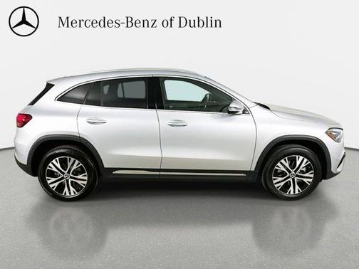 Citrus 2026 Mercedes-Benz GLA 250 Base 4MATIC