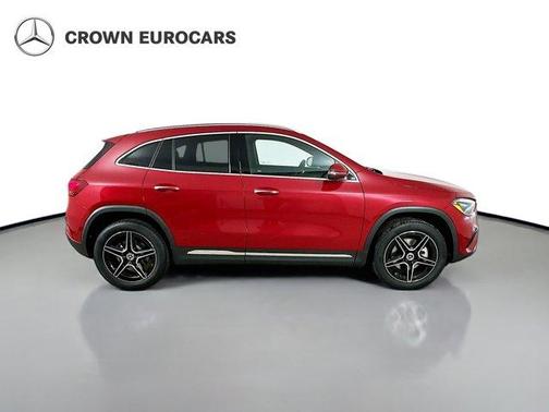 MANUFAKTUR Patagonia Red Metallic 2026 Mercedes-Benz GLA 250 Base 4MATIC