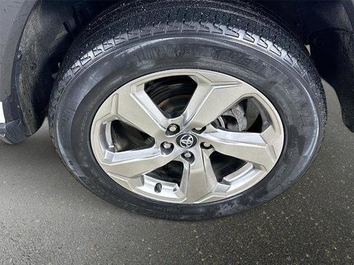 Blizzard Pearl 2020 Toyota RAV4 Hybrid Limited