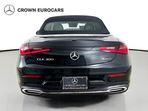 Obsidian Black Metallic 2026 Mercedes-Benz CLE 300 Base 4MATIC