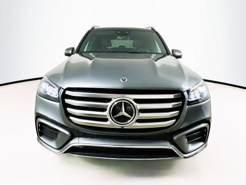 2025 Mercedes-Benz GLS 450