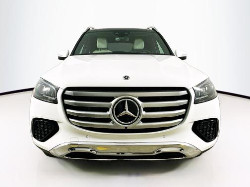 2025 Mercedes-Benz GLS 450