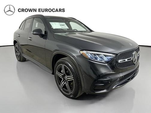 Graphite Gray Metallic 2026 Mercedes-Benz GLC 300 Base 4MATIC