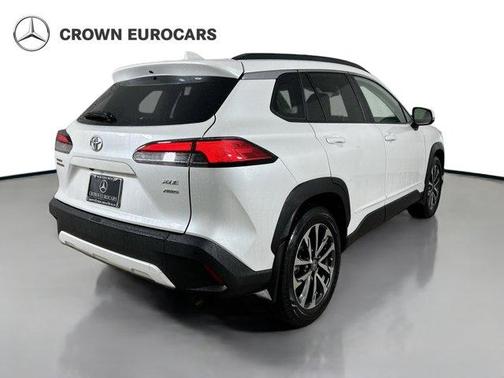 Wind Chill Pearl 2022 Toyota Corolla Cross XLE