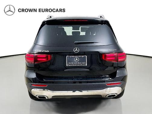 2026 Mercedes-Benz GLB 250 Base 4MATIC
