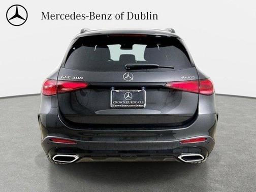Graphite Gray Metallic 2026 Mercedes-Benz GLC 300 Base 4MATIC