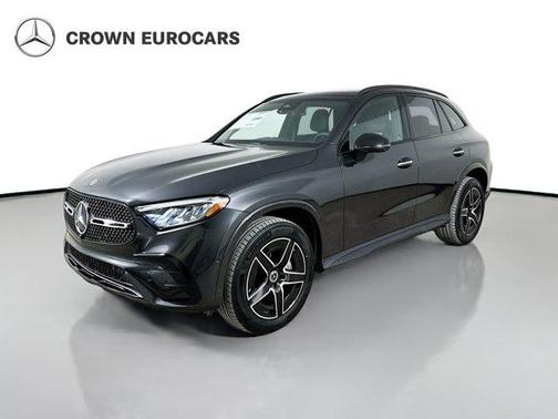 Graphite Gray Metallic 2026 Mercedes-Benz GLC 300 Base 4MATIC