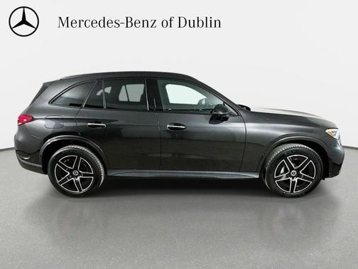 Graphite Gray Metallic 2026 Mercedes-Benz GLC 300 Base 4MATIC