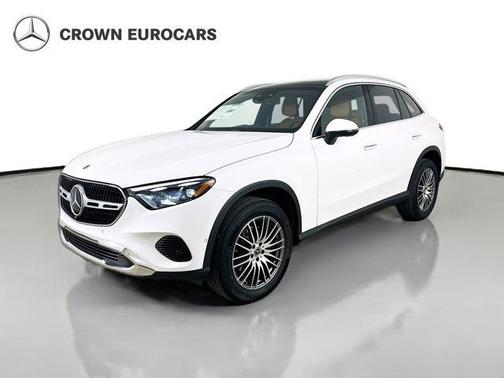 Moonlight White 2026 Mercedes-Benz GLC 300 Base 4MATIC