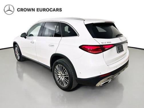 Moonlight White 2026 Mercedes-Benz GLC 300 Base 4MATIC