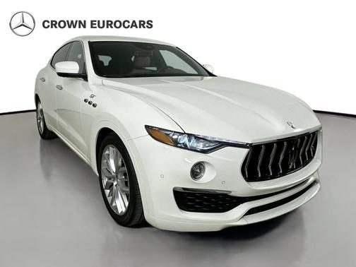 Bianco 2022 Maserati Levante GT
