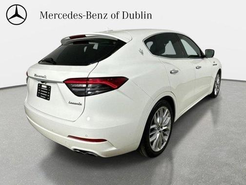 Bianco 2022 Maserati Levante GT