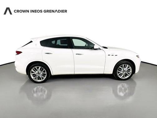 Bianco White 2022 Maserati Levante GT