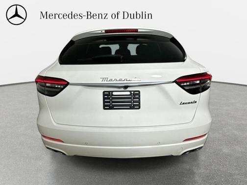 Bianco 2022 Maserati Levante GT