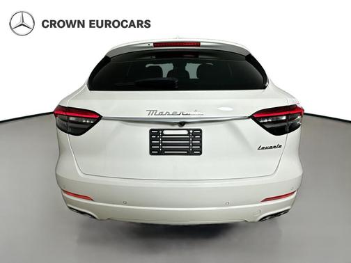 Bianco 2022 Maserati Levante GT