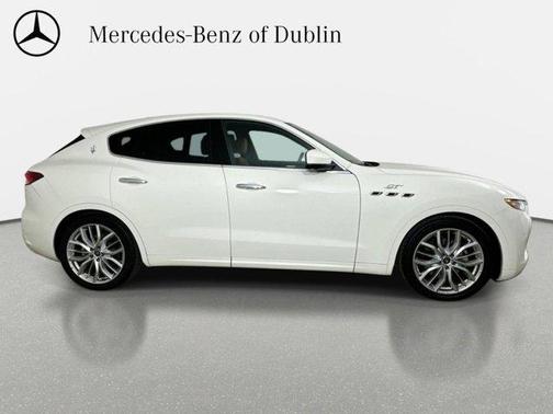 Bianco 2022 Maserati Levante GT