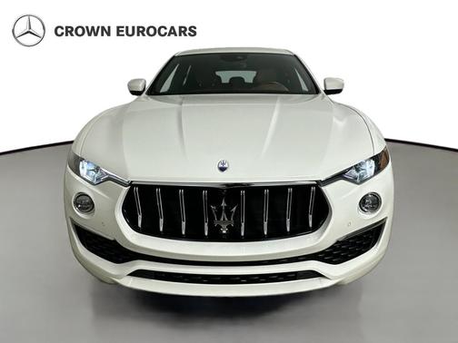 Bianco 2022 Maserati Levante GT
