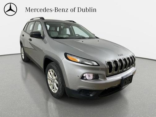 Silver 2015 Jeep Cherokee Sport