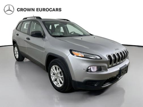 Silver 2015 Jeep Cherokee Sport